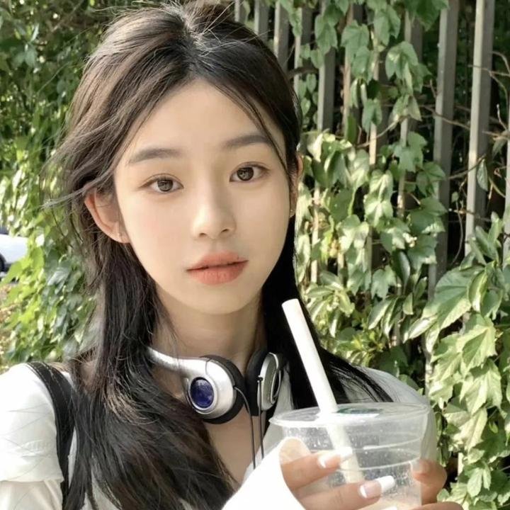 火山少女的爱愁